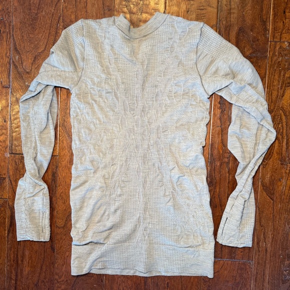 Athleta Tan/Khaki Long Sleeve Top M - Picture 7 of 8